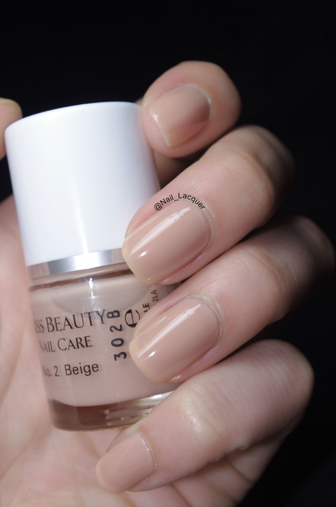 Miss Beauty beige swatch (4)