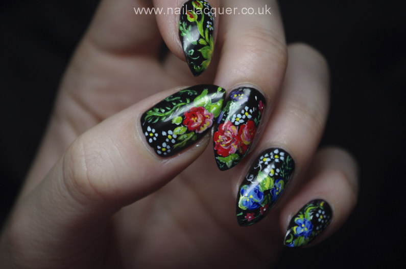 Russian Nail Art Trends: Ants and Other Insects - wide 9